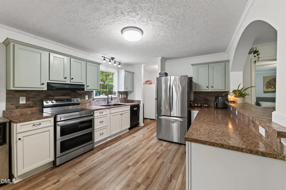2520 Poplar Hl Court Snow Camp, NC 27349