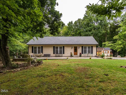 1627 Wendy Lane
