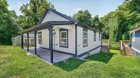 403 Spring Court