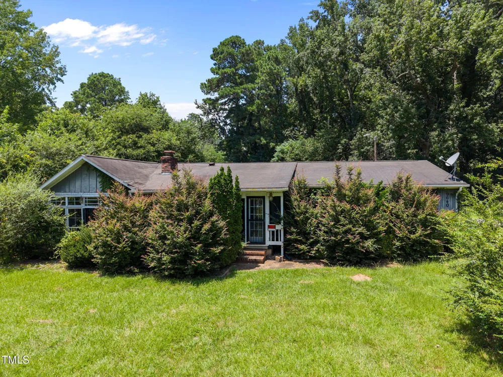 9640 Holly Springs Road Apex, NC 27539