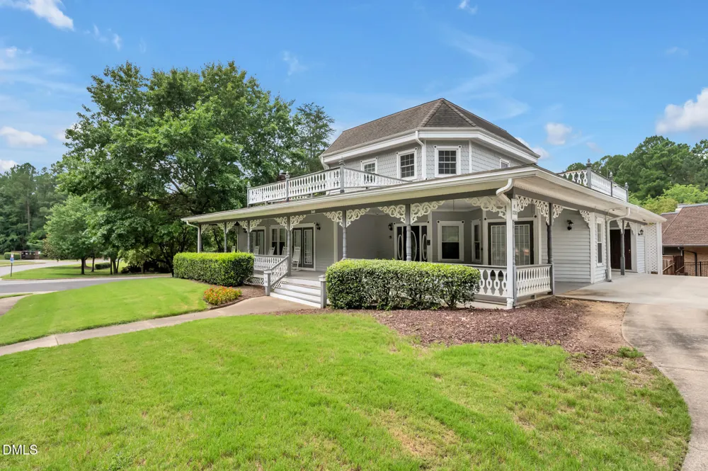 391 Summerwalk Circle Chapel Hill, NC 27517