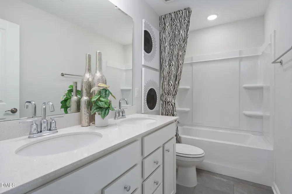 609 Branthurst Drive Fuquay Varina, NC 27526