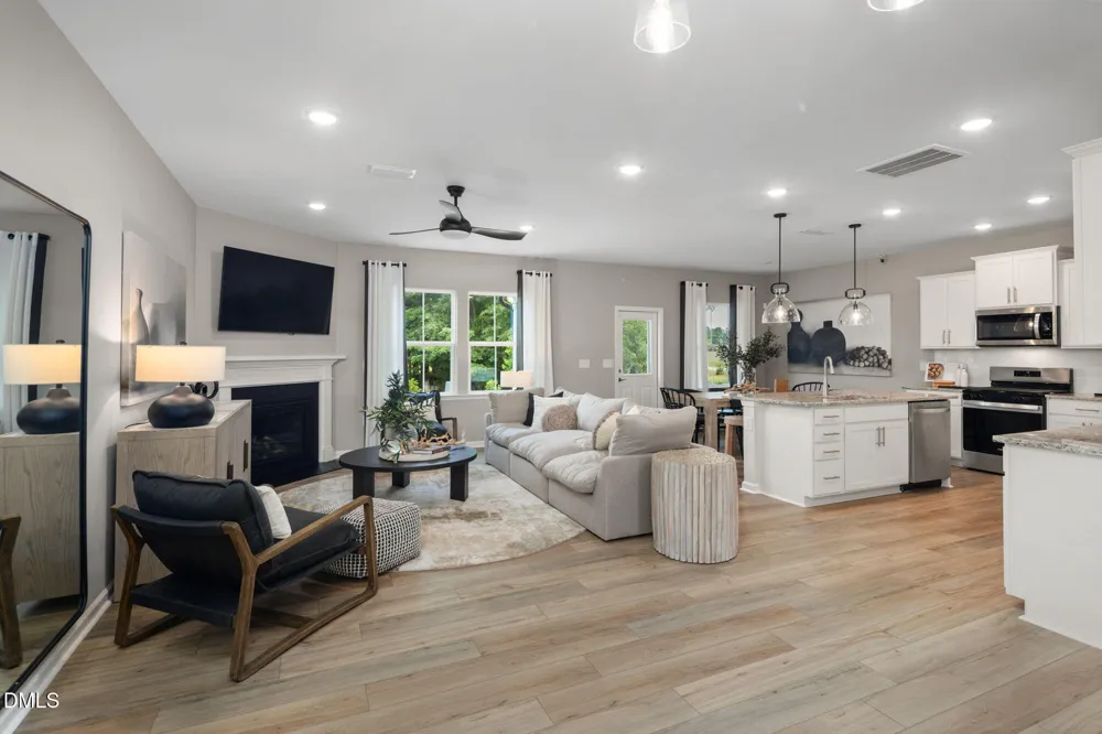609 Branthurst Drive Fuquay Varina, NC 27526