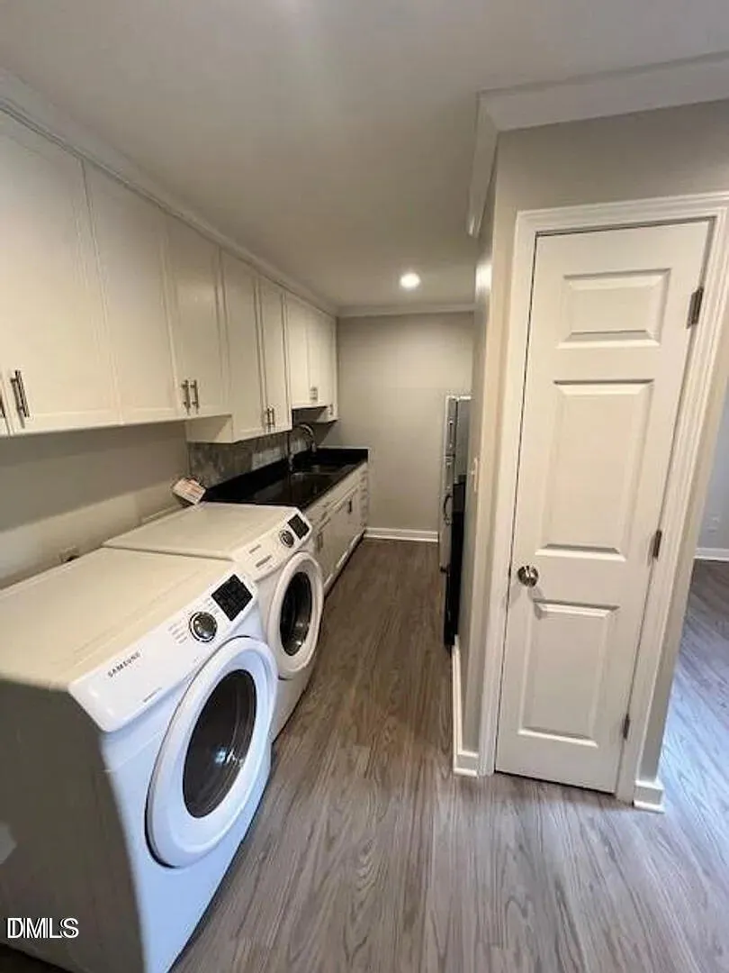 909 E Davie Street #8 Raleigh, NC 27601