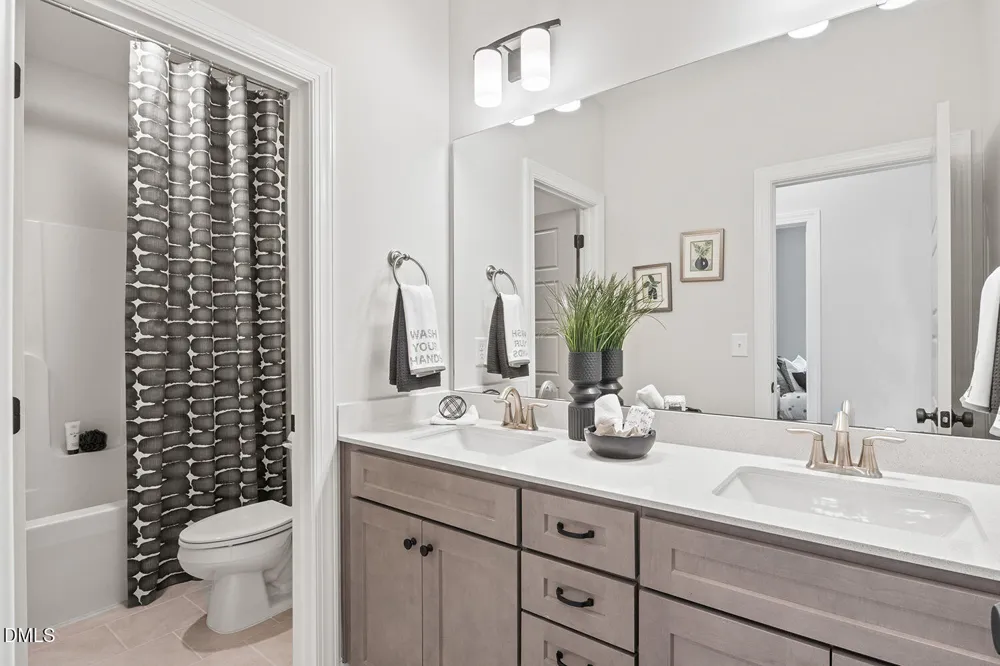 1231 Magpie Lane Hillsborough, NC 27278