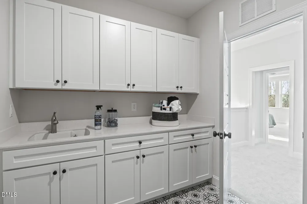 1231 Magpie Lane Hillsborough, NC 27278