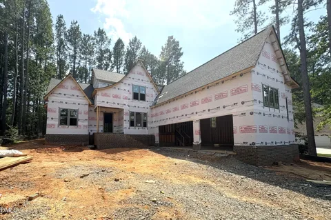 147 Colonial Trail Court