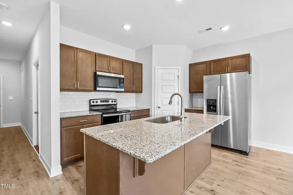 320 W Saltgrass Lane Smithfield, NC 27577