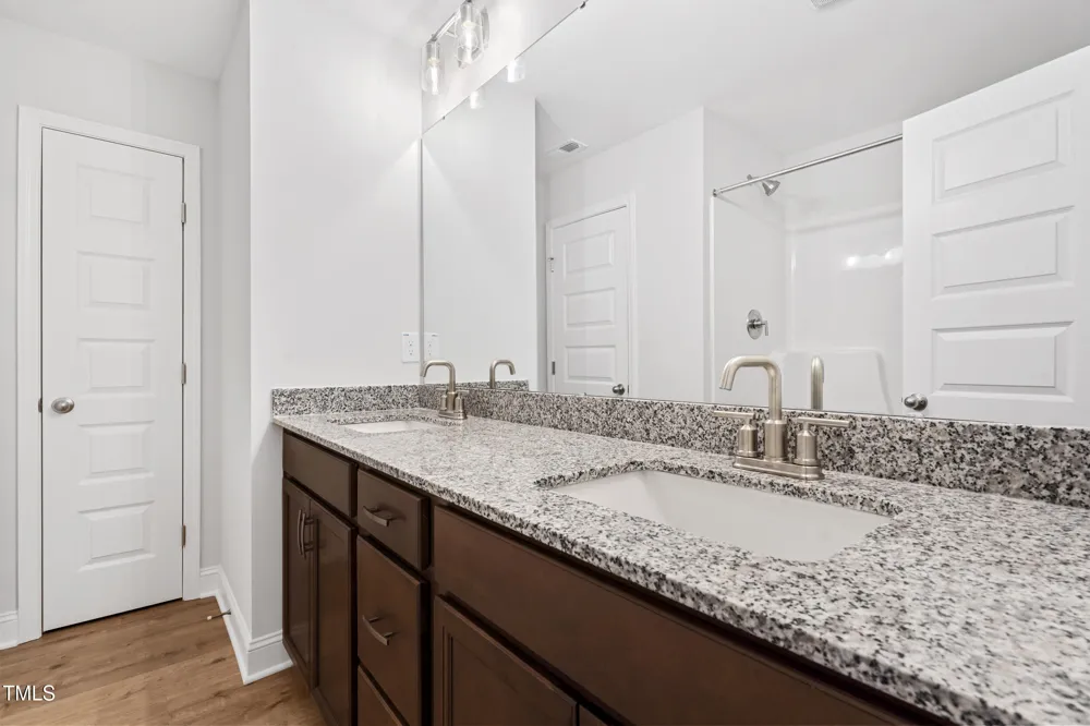 320 W Saltgrass Lane Smithfield, NC 27577