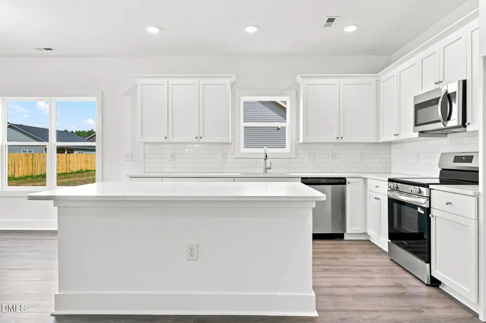 66 Loganberry Avenue Bunnlevel, NC 28323