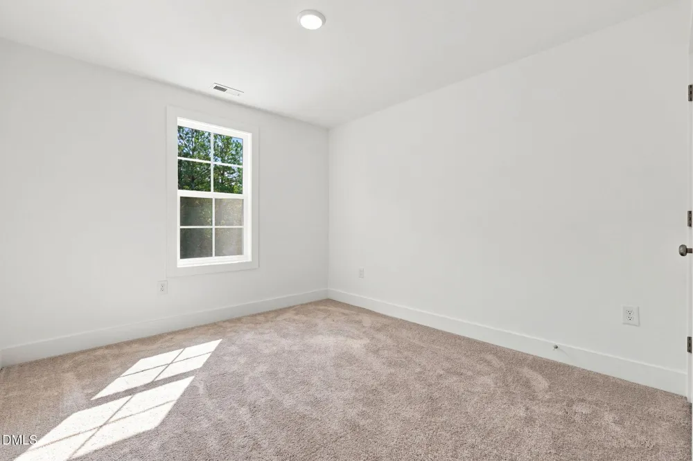66 Loganberry Avenue Bunnlevel, NC 28323
