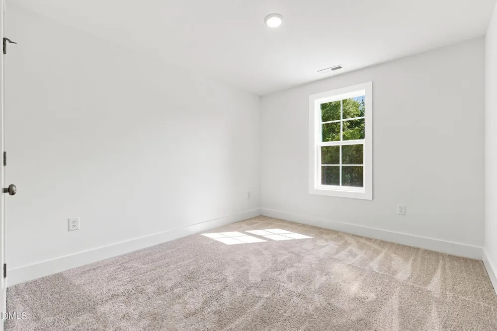 66 Loganberry Avenue Bunnlevel, NC 28323