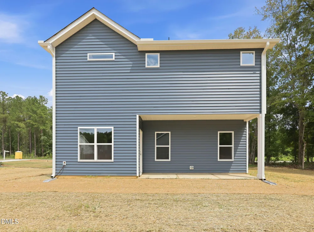 66 Loganberry Avenue Bunnlevel, NC 28323