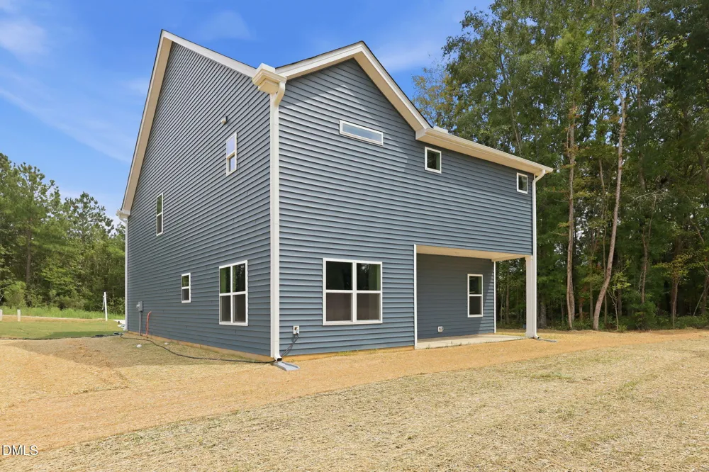 66 Loganberry Avenue Bunnlevel, NC 28323