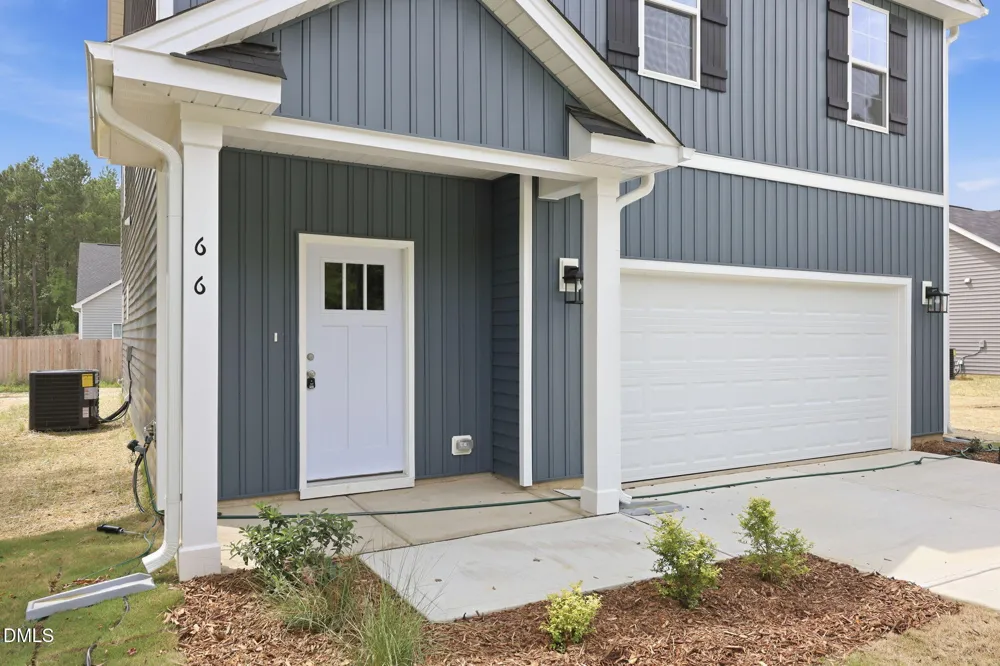 66 Loganberry Avenue Bunnlevel, NC 28323