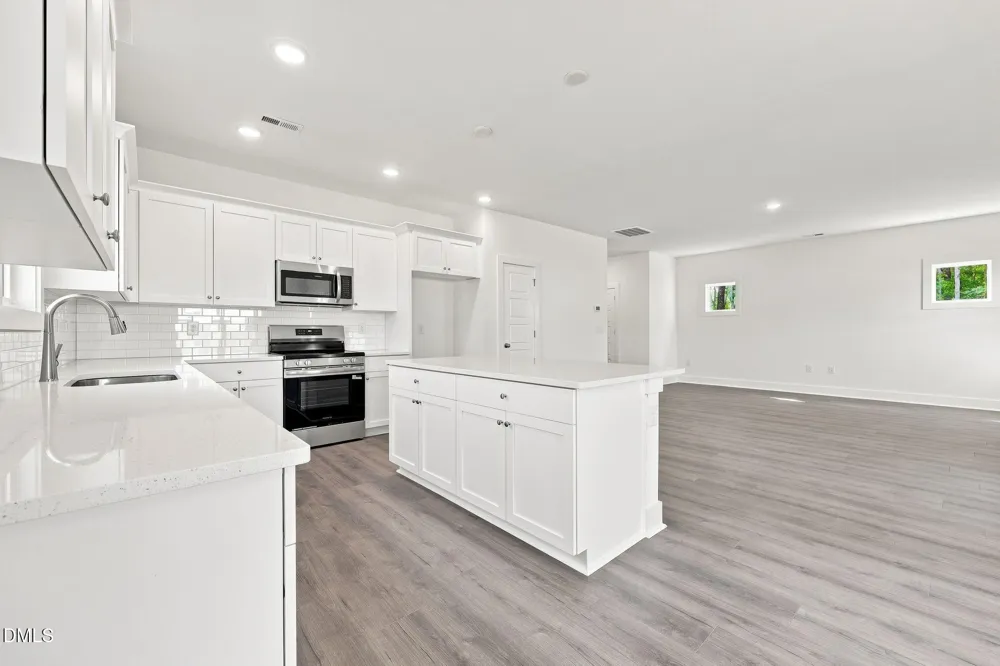 66 Loganberry Avenue Bunnlevel, NC 28323