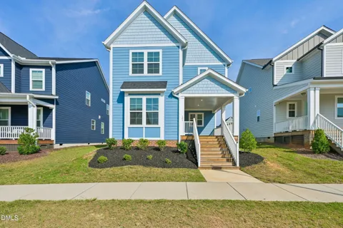 121 Broadwater Drive