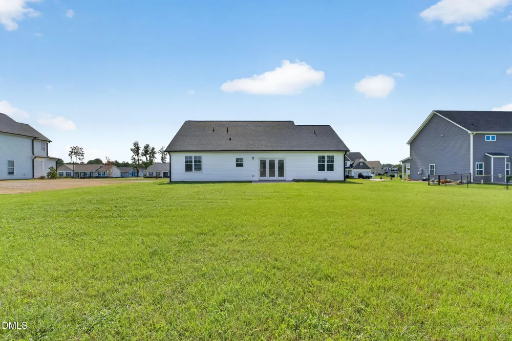 203 Tuscany Circle Princeton, NC 27569