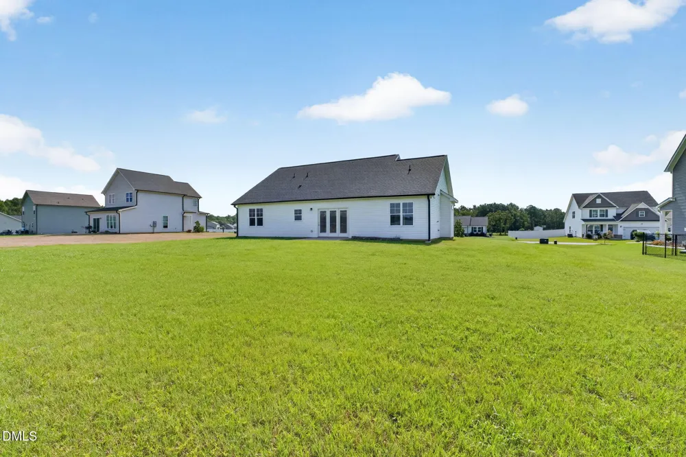 203 Tuscany Circle Princeton, NC 27569
