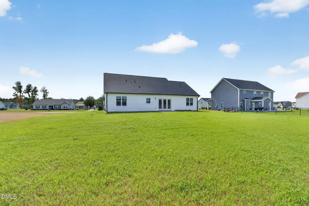 203 Tuscany Circle Princeton, NC 27569