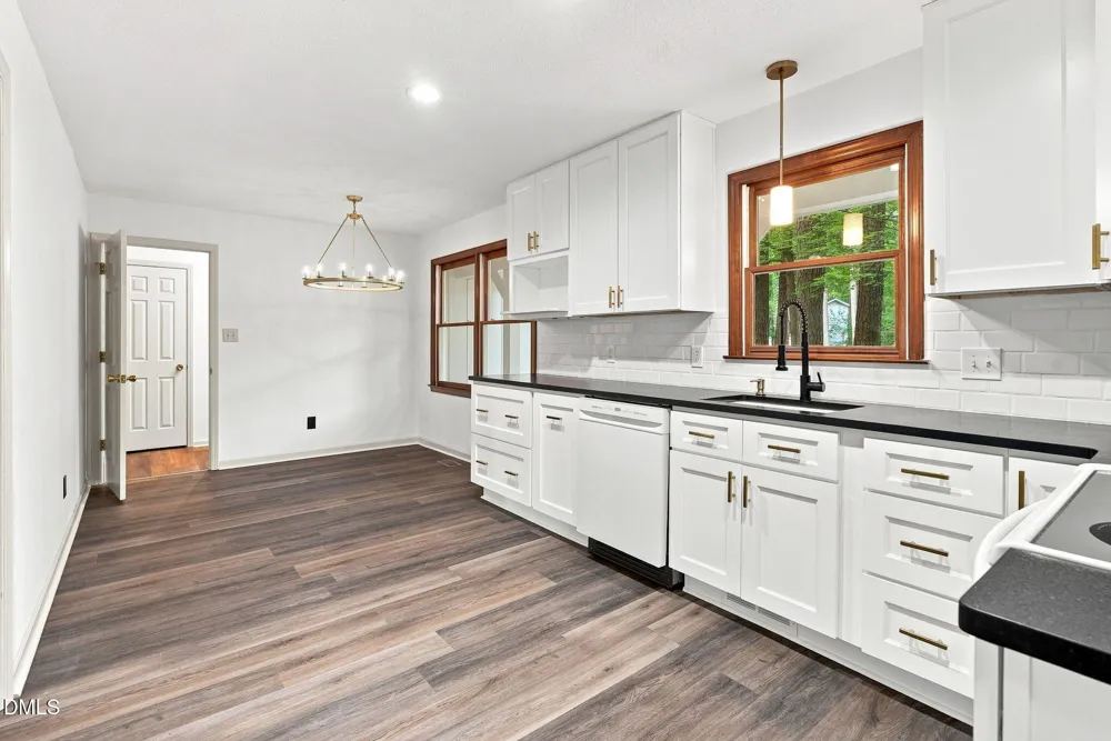 1211 Flanders Street Garner, NC 27529