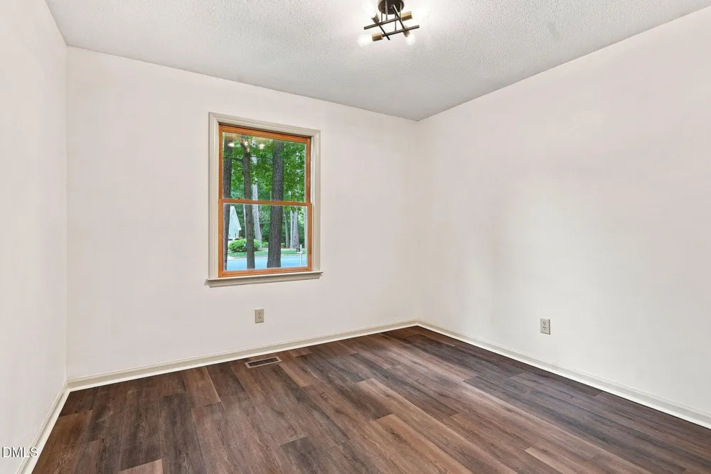 1211 Flanders Street Garner, NC 27529