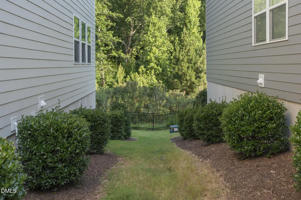 229 Daisy Grove Lane Holly Springs, NC 27540