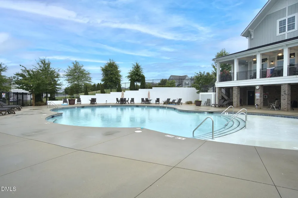 229 Daisy Grove Lane Holly Springs, NC 27540