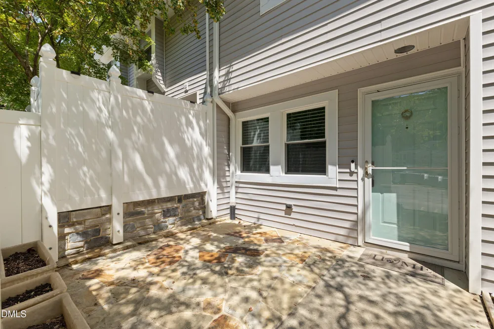7185 Sandy Creek Drive Raleigh, NC 27615