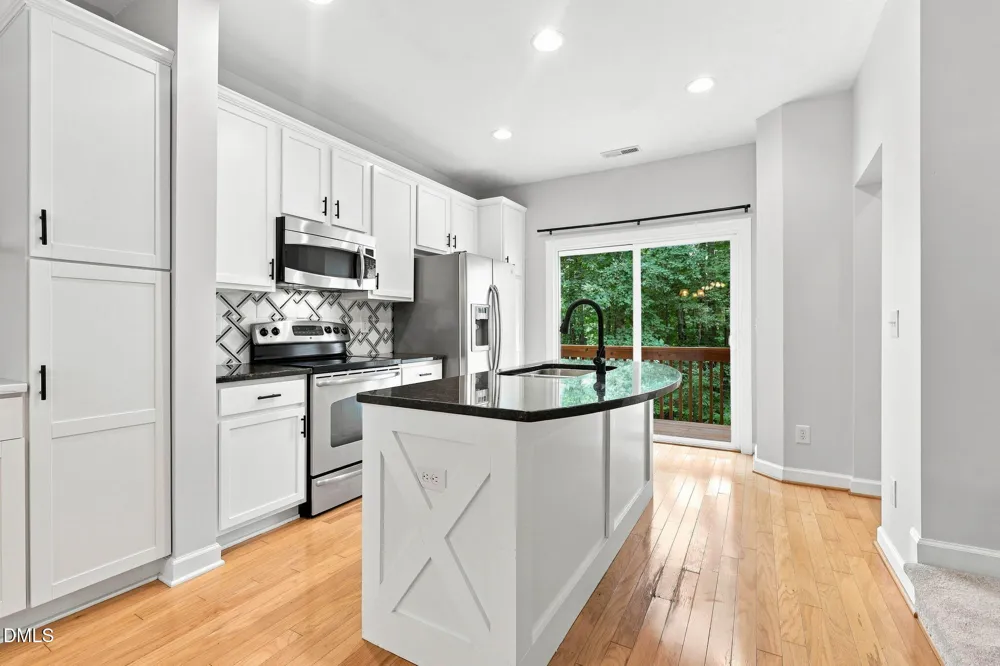 8749 Cypress Grove Run Raleigh, NC 27612