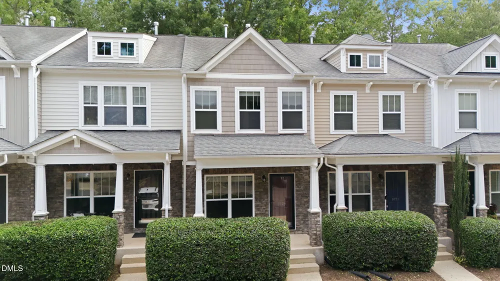 8749 Cypress Grove Run Raleigh, NC 27612