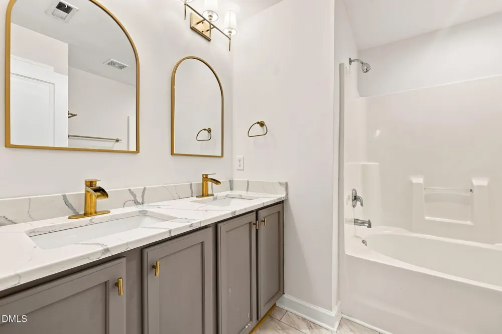 8749 Cypress Grove Run Raleigh, NC 27612
