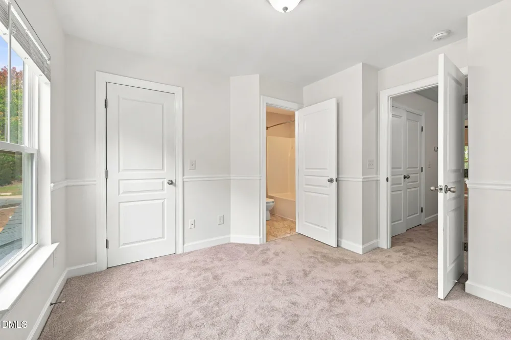 8749 Cypress Grove Run Raleigh, NC 27612