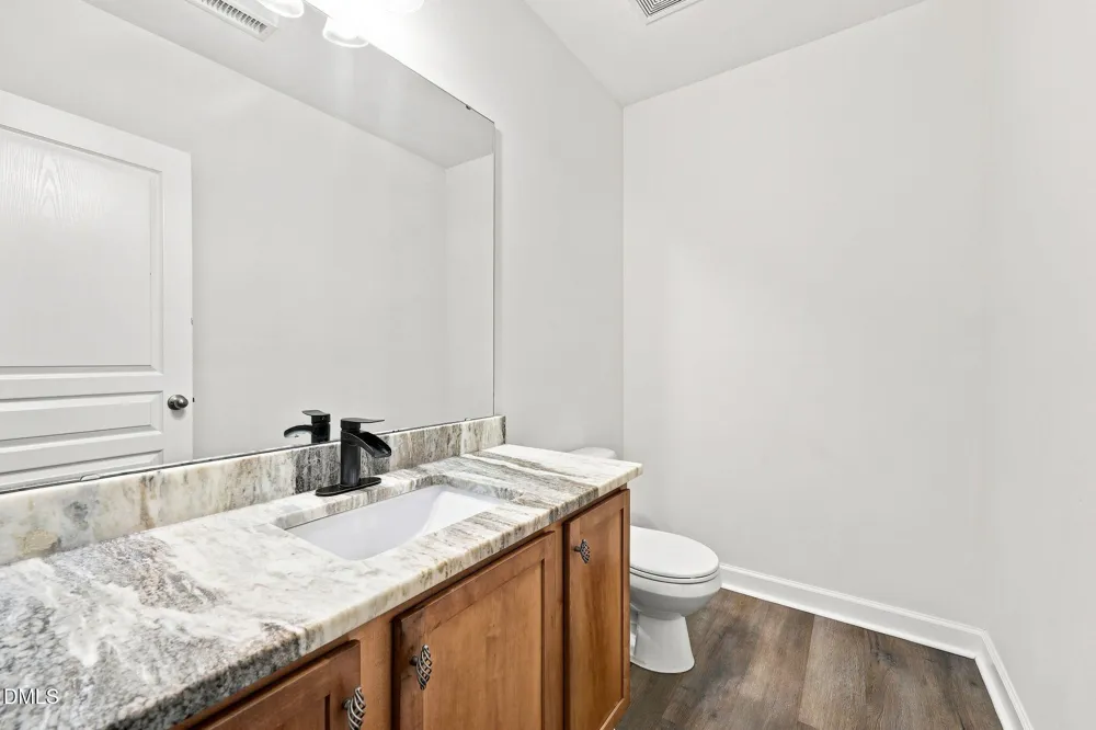 8749 Cypress Grove Run Raleigh, NC 27612