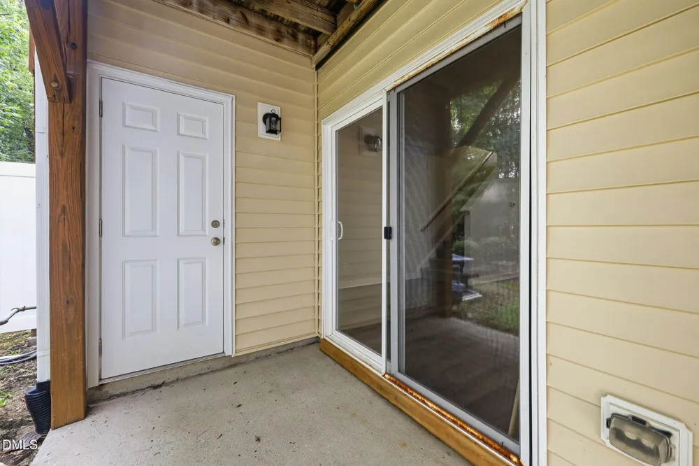 8749 Cypress Grove Run Raleigh, NC 27612
