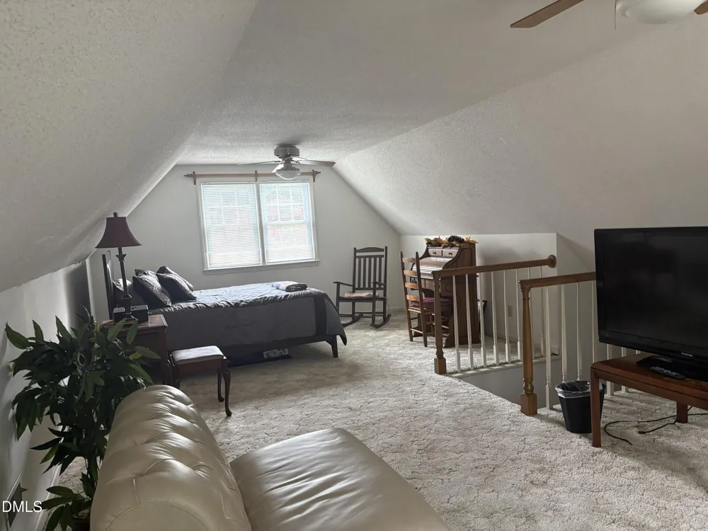118 Meadowood Drive Burlington, NC 27215
