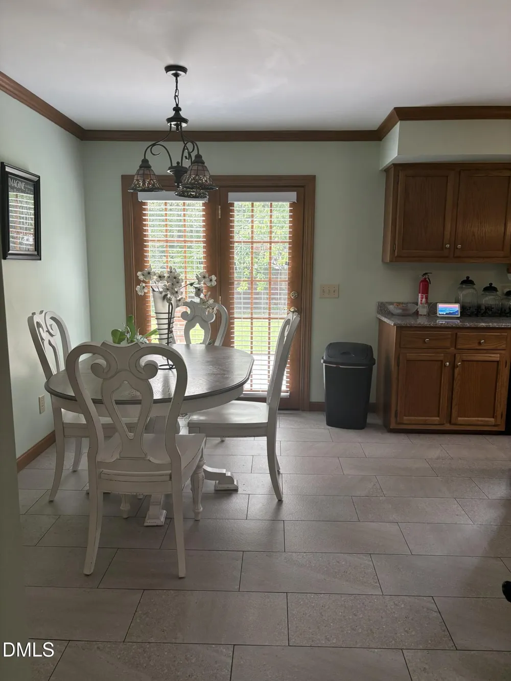 118 Meadowood Drive Burlington, NC 27215
