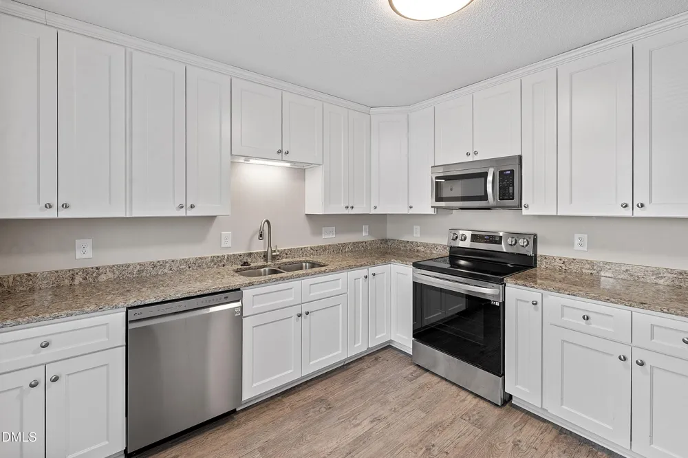 123 Luxon Place Cary, NC 27513