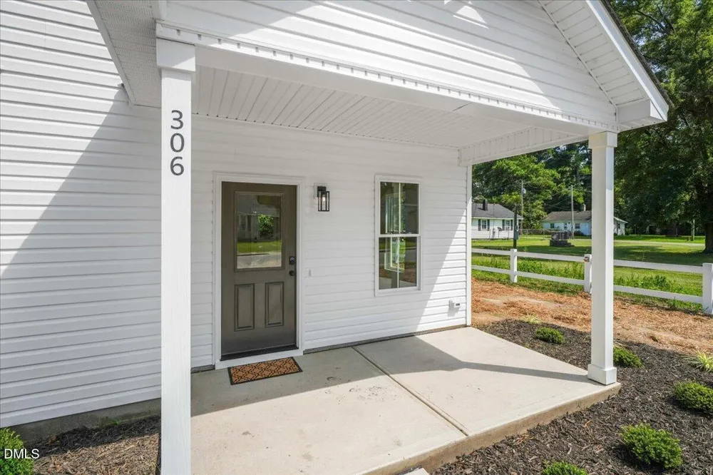 306 S Sycamore Street Fremont, NC 27830