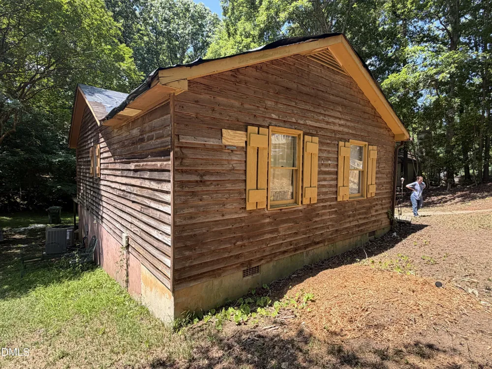 719 Madison Avenue Cary, NC 27513