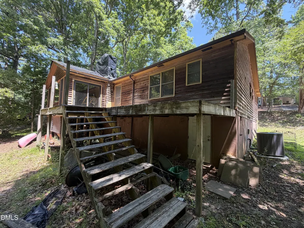 719 Madison Avenue Cary, NC 27513
