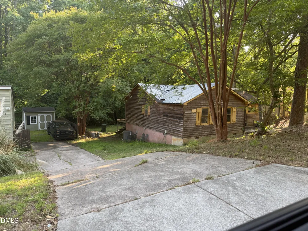 719 Madison Avenue Cary, NC 27513