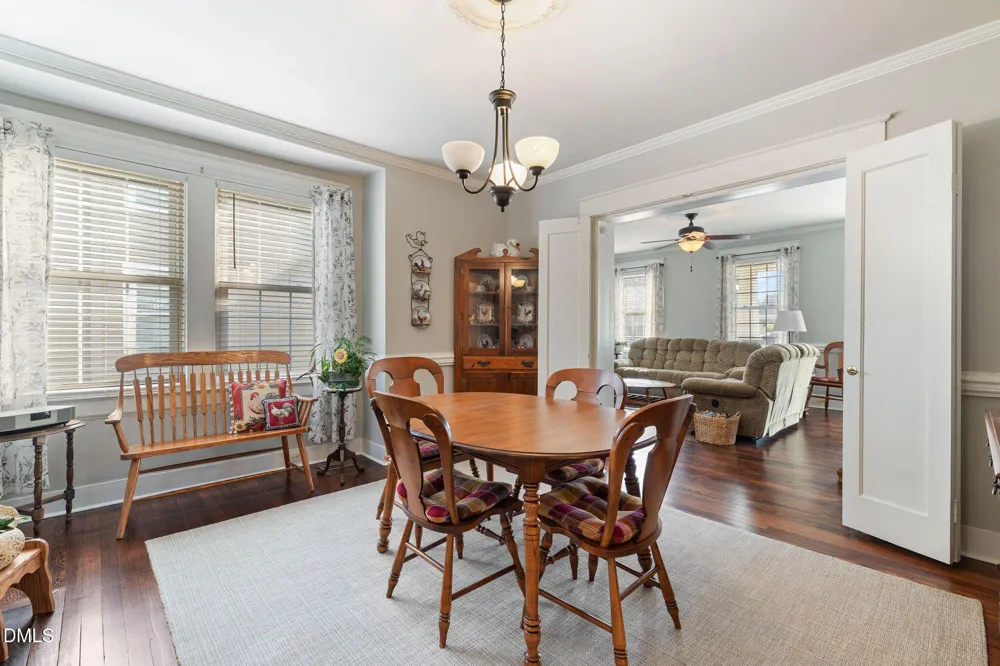 313 Breazeale Avenue Mount Olive, NC 28365