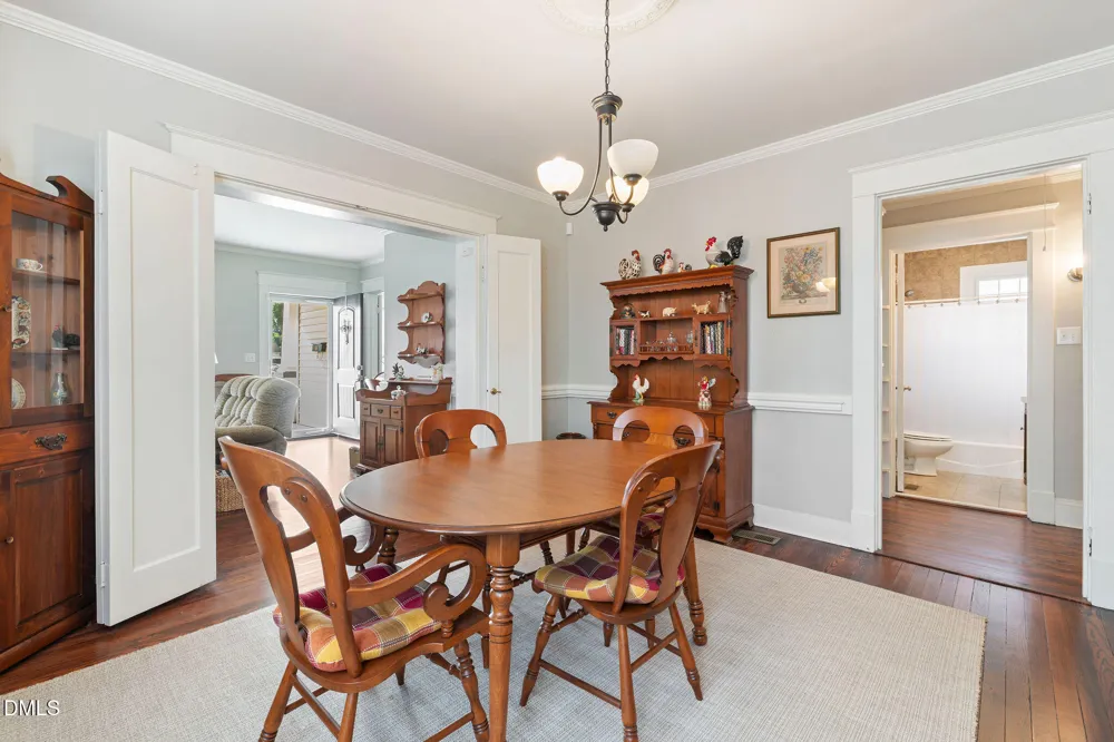 313 Breazeale Avenue Mount Olive, NC 28365