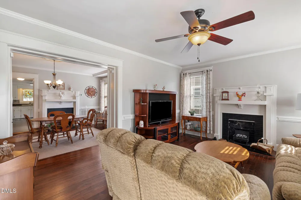 313 Breazeale Avenue Mount Olive, NC 28365