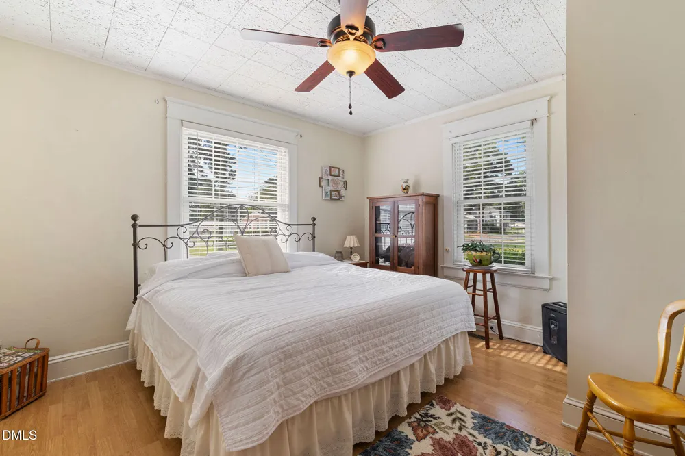 313 Breazeale Avenue Mount Olive, NC 28365
