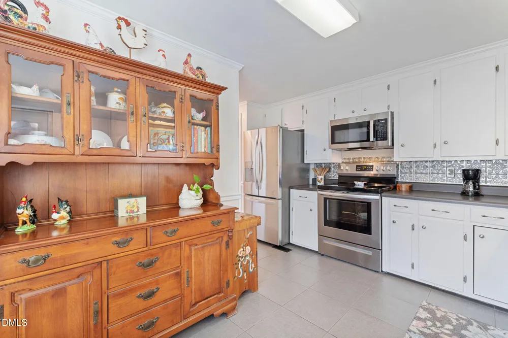 313 Breazeale Avenue Mount Olive, NC 28365