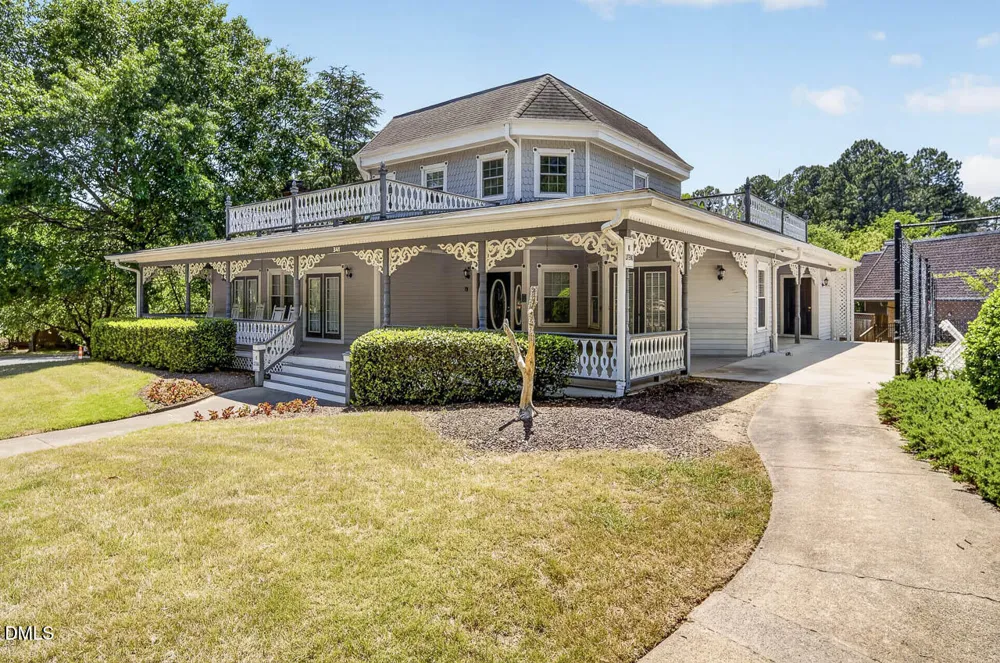208 Finley Forest Drive Chapel Hill, NC 27517