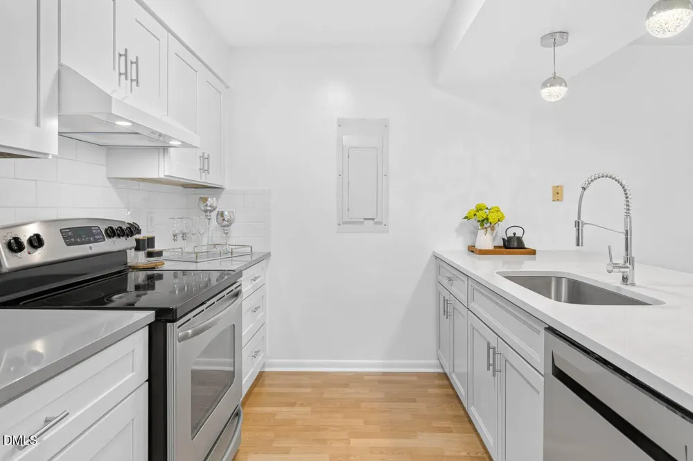 208 Finley Forest Drive Chapel Hill, NC 27517