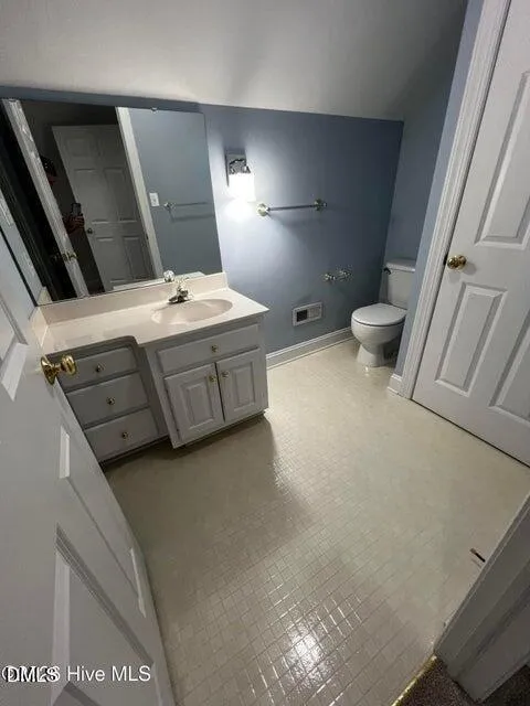 104 Arrowhead Court Louisburg, NC 27549